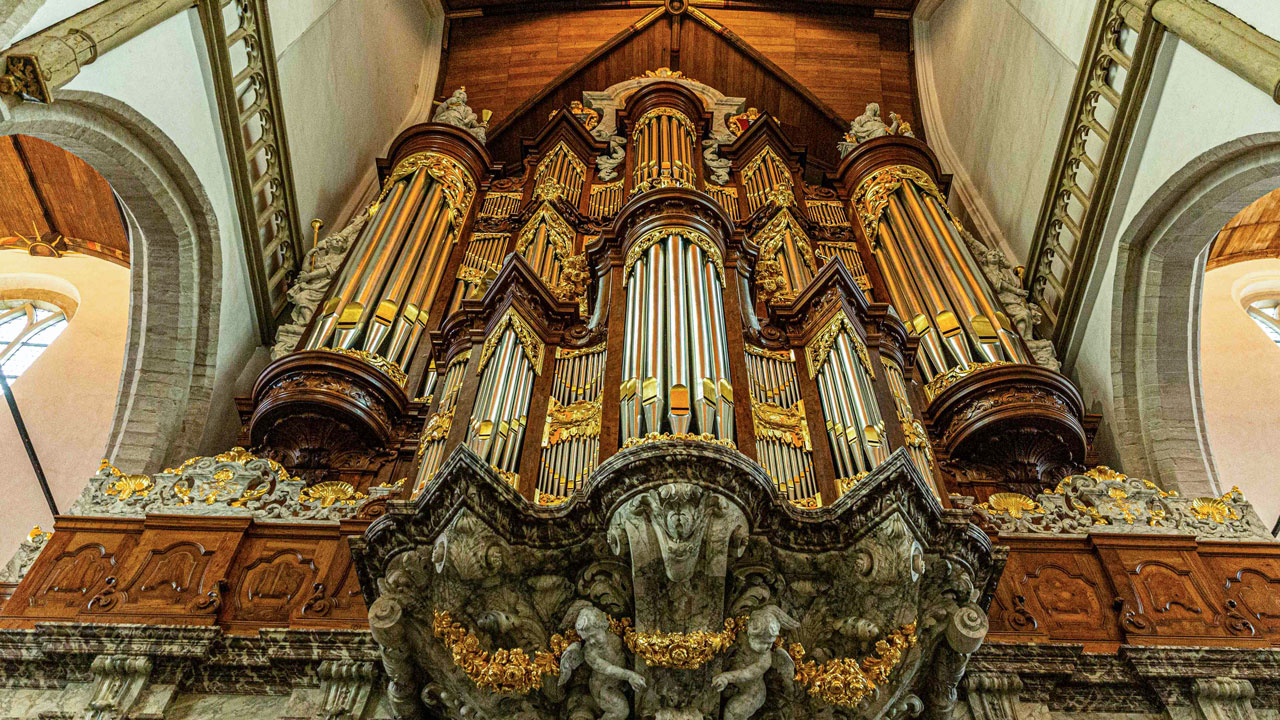Historisch kerkorgel in de Oude Kerk Amsterdam, vastgelegd tijdens landmeting voor digitale documentatie van monumentale elementen