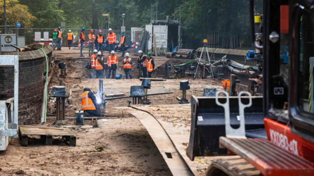Renovatie boogbrug Naarden – studenten infra werken met moderne technieken aan rijksmonument: oud ontmoet nieuw in de praktijk