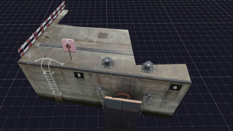 3D-model inspectiepunt Eemshaven met betonconstructie, ladder en aanmeerpalen, onderdeel van Tetra Tech drone-inspectieproject