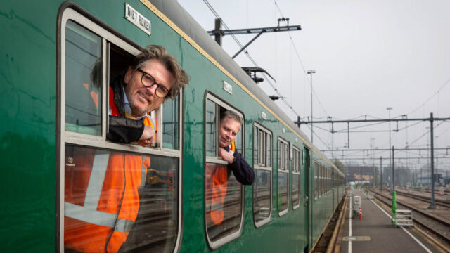 Erik de Zwart en Herman Zondag bij Hondekop-trein