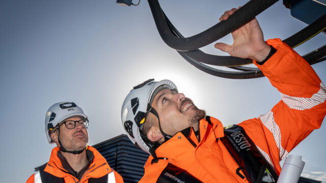 Inspectie op brug door specialisten