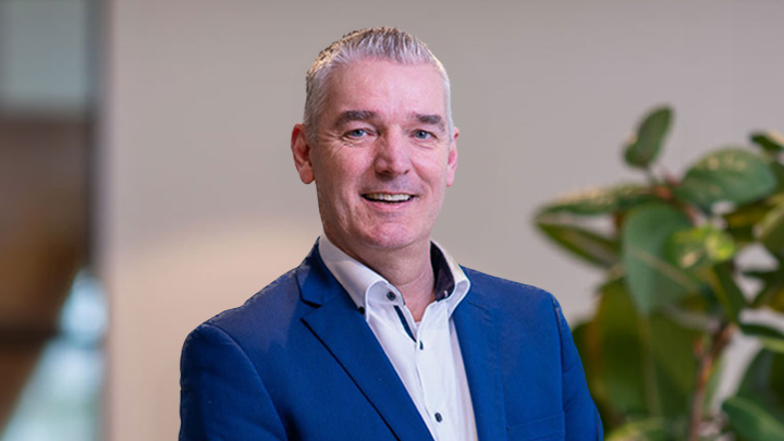 Headshot of Edwin Zaaijer