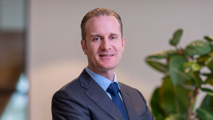 Headshot of Reinoud van Oosten