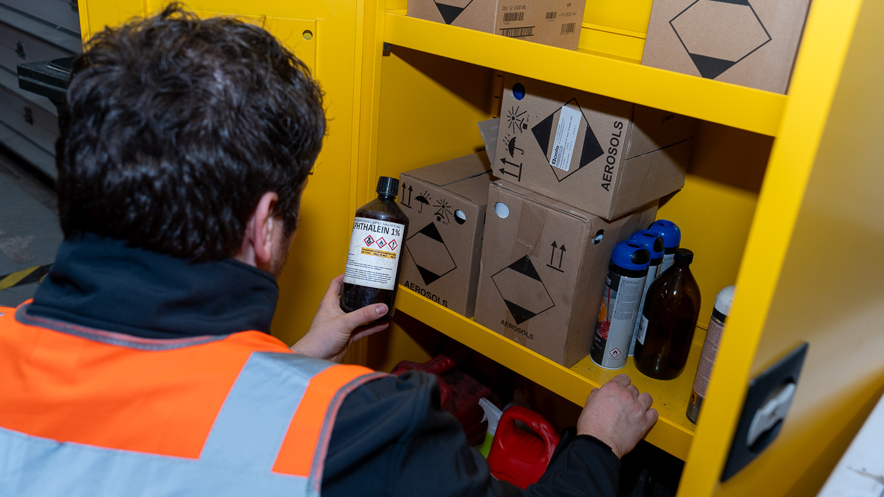 {"type":"elementor","siteurl":"https://www.tetratech.nl/wp-json/","elements":[{"id":"7189f5e5","elType":"widget","isInner":false,"isLocked":false,"settings":{"image":{"id":159,"url":"https://www.tetratech.nl/wp-content/uploads/2023/11/placeholder-1280x720-grey.svg","alt":"","source":"library","size":""},"image_size":"full","width":{"unit":"%","size":100,"sizes":[]},"height":{"unit":"%","size":100,"sizes":[]},"height_tablet":{"unit":"%","size":"","sizes":[]},"height_mobile":{"unit":"%","size":"","sizes":[]},"_margin":{"unit":"px","top":"0","right":"0","bottom":"0","left":"0","isLinked":false},"_padding":{"unit":"px","top":"0","right":"0","bottom":"0","left":"0","isLinked":false},"display_condition_list":[{"display_condition_login_status":"subscriber","_id":"cedff00"}],"caption_source":"attachment","image_border_radius":{"unit":"em","top":"0","right":"1","bottom":"0","left":"0","isLinked":false},"image_border_radius_tablet":{"unit":"em","top":"","right":"","bottom":"","left":"","isLinked":true},"image_border_radius_mobile":{"unit":"em","top":"0","right":"1","bottom":"0","left":"0","isLinked":false},"__globals__":{"caption_typography_typography":"globals/typography?id=7552529","text_color":"globals/colors?id=text"},"image_custom_dimension":{"width":"","height":""},"caption":"","link_to":"none","link":{"url":"","is_external":"","nofollow":"","custom_attributes":""},"open_lightbox":"default","align":"","align_tablet":"","align_mobile":"","width_tablet":{"unit":"%","size":"","sizes":[]},"width_mobile":{"unit":"%","size":"","sizes":[]},"space":{"unit":"%","size":"","sizes":[]},"space_tablet":{"unit":"%","size":"","sizes":[]},"space_mobile":{"unit":"%","size":"","sizes":[]},"object-fit":"","object-fit_tablet":"","object-fit_mobile":"","object-position":"center center","object-position_tablet":"","object-position_mobile":"","opacity":{"unit":"px","size":"","sizes":[]},"css_filters_css_filter":"","css_filters_blur":{"unit":"px","size":0,"sizes":[]},"css_filters_brightness":{"unit":"px","size":100,"sizes":[]},"css_filters_contrast":{"unit":"px","size":100,"sizes":[]},"css_filters_saturate":{"unit":"px","size":100,"sizes":[]},"css_filters_hue":{"unit":"px","size":0,"sizes":[]},"opacity_hover":{"unit":"px","size":"","sizes":[]},"css_filters_hover_css_filter":"","css_filters_hover_blur":{"unit":"px","size":0,"sizes":[]},"css_filters_hover_brightness":{"unit":"px","size":100,"sizes":[]},"css_filters_hover_contrast":{"unit":"px","size":100,"sizes":[]},"css_filters_hover_saturate":{"unit":"px","size":100,"sizes":[]},"css_filters_hover_hue":{"unit":"px","size":0,"sizes":[]},"background_hover_transition":{"unit":"px","size":"","sizes":[]},"hover_animation":"","image_border_border":"","image_border_width":{"unit":"px","top":"","right":"","bottom":"","left":"","isLinked":true},"image_border_width_tablet":{"unit":"px","top":"","right":"","bottom":"","left":"","isLinked":true},"image_border_width_mobile":{"unit":"px","top":"","right":"","bottom":"","left":"","isLinked":true},"image_border_color":"","image_box_shadow_box_shadow_type":"","image_box_shadow_box_shadow":{"horizontal":0,"vertical":0,"blur":10,"spread":0,"color":"rgba(0,0,0,0.5)"},"caption_align":"","caption_align_tablet":"","caption_align_mobile":"","text_color":"","caption_background_color":"","caption_typography_typography":"","caption_typography_font_family":"","caption_typography_font_size":{"unit":"px","size":"","sizes":[]},"caption_typography_font_size_tablet":{"unit":"px","size":"","sizes":[]},"caption_typography_font_size_mobile":{"unit":"px","size":"","sizes":[]},"caption_typography_font_weight":"","caption_typography_text_transform":"","caption_typography_font_style":"","caption_typography_text_decoration":"","caption_typography_line_height":{"unit":"em","size":"","sizes":[]},"caption_typography_line_height_tablet":{"unit":"em","size":"","sizes":[]},"caption_typography_line_height_mobile":{"unit":"em","size":"","sizes":[]},"caption_typography_letter_spacing":{"unit":"px","size":"","sizes":[]},"caption_typography_letter_spacing_tablet":{"unit":"px","size":"","sizes":[]},"caption_typography_letter_spacing_mobile":{"unit":"px","size":"","sizes":[]},"caption_typography_word_spacing":{"unit":"em","size":"","sizes":[]},"caption_typography_word_spacing_tablet":{"unit":"em","size":"","sizes":[]},"caption_typography_word_spacing_mobile":{"unit":"em","size":"","sizes":[]},"caption_text_shadow_text_shadow_type":"","caption_text_shadow_text_shadow":{"horizontal":0,"vertical":0,"blur":10,"color":"rgba(0,0,0,0.3)"},"caption_space":{"unit":"px","size":"","sizes":[]},"caption_space_tablet":{"unit":"px","size":"","sizes":[]},"caption_space_mobile":{"unit":"px","size":"","sizes":[]},"_title":"","_margin_tablet":{"unit":"px","top":"","right":"","bottom":"","left":"","isLinked":true},"_margin_mobile":{"unit":"px","top":"","right":"","bottom":"","left":"","isLinked":true},"_padding_tablet":{"unit":"px","top":"","right":"","bottom":"","left":"","isLinked":true},"_padding_mobile":{"unit":"px","top":"","right":"","bottom":"","left":"","isLinked":true},"_element_width":"","_element_width_tablet":"","_element_width_mobile":"","_element_custom_width":{"unit":"%","size":"","sizes":[]},"_element_custom_width_tablet":{"unit":"px","size":"","sizes":[]},"_element_custom_width_mobile":{"unit":"px","size":"","sizes":[]},"_grid_column":"","_grid_column_tablet":"","_grid_column_mobile":"","_grid_column_custom":"","_grid_column_custom_tablet":"","_grid_column_custom_mobile":"","_grid_row":"","_grid_row_tablet":"","_grid_row_mobile":"","_grid_row_custom":"","_grid_row_custom_tablet":"","_grid_row_custom_mobile":"","_flex_align_self":"","_flex_align_self_tablet":"","_flex_align_self_mobile":"","_flex_order":"","_flex_order_tablet":"","_flex_order_mobile":"","_flex_order_custom":"","_flex_order_custom_tablet":"","_flex_order_custom_mobile":"","_flex_size":"","_flex_size_tablet":"","_flex_size_mobile":"","_flex_grow":1,"_flex_grow_tablet":"","_flex_grow_mobile":"","_flex_shrink":1,"_flex_shrink_tablet":"","_flex_shrink_mobile":"","_element_vertical_align":"","_element_vertical_align_tablet":"","_element_vertical_align_mobile":"","_position":"","_offset_orientation_h":"start","_offset_x":{"unit":"px","size":0,"sizes":[]},"_offset_x_tablet":{"unit":"px","size":"","sizes":[]},"_offset_x_mobile":{"unit":"px","size":"","sizes":[]},"_offset_x_end":{"unit":"px","size":0,"sizes":[]},"_offset_x_end_tablet":{"unit":"px","size":"","sizes":[]},"_offset_x_end_mobile":{"unit":"px","size":"","sizes":[]},"_offset_orientation_v":"start","_offset_y":{"unit":"px","size":0,"sizes":[]},"_offset_y_tablet":{"unit":"px","size":"","sizes":[]},"_offset_y_mobile":{"unit":"px","size":"","sizes":[]},"_offset_y_end":{"unit":"px","size":0,"sizes":[]},"_offset_y_end_tablet":{"unit":"px","size":"","sizes":[]},"_offset_y_end_mobile":{"unit":"px","size":"","sizes":[]},"_z_index":"","_z_index_tablet":"","_z_index_mobile":"","_element_id":"","_css_classes":"","e_display_conditions":"","_element_cache":"","motion_fx_motion_fx_scrolling":"","motion_fx_translateY_effect":"","motion_fx_translateY_direction":"","motion_fx_translateY_speed":{"unit":"px","size":4,"sizes":[]},"motion_fx_translateY_affectedRange":{"unit":"%","size":"","sizes":{"start":0,"end":100}},"motion_fx_translateX_effect":"","motion_fx_translateX_direction":"","motion_fx_translateX_speed":{"unit":"px","size":4,"sizes":[]},"motion_fx_translateX_affectedRange":{"unit":"%","size":"","sizes":{"start":0,"end":100}},"motion_fx_opacity_effect":"","motion_fx_opacity_direction":"out-in","motion_fx_opacity_level":{"unit":"px","size":10,"sizes":[]},"motion_fx_opacity_range":{"unit":"%","size":"","sizes":{"start":20,"end":80}},"motion_fx_blur_effect":"","motion_fx_blur_direction":"out-in","motion_fx_blur_level":{"unit":"px","size":7,"sizes":[]},"motion_fx_blur_range":{"unit":"%","size":"","sizes":{"start":20,"end":80}},"motion_fx_rotateZ_effect":"","motion_fx_rotateZ_direction":"","motion_fx_rotateZ_speed":{"unit":"px","size":1,"sizes":[]},"motion_fx_rotateZ_affectedRange":{"unit":"%","size":"","sizes":{"start":0,"end":100}},"motion_fx_scale_effect":"","motion_fx_scale_direction":"out-in","motion_fx_scale_speed":{"unit":"px","size":4,"sizes":[]},"motion_fx_scale_range":{"unit":"%","size":"","sizes":{"start":20,"end":80}},"motion_fx_transform_origin_x":"center","motion_fx_transform_origin_y":"center","motion_fx_devices":["desktop","tablet","mobile"],"motion_fx_range":"","motion_fx_motion_fx_mouse":"","motion_fx_mouseTrack_effect":"","motion_fx_mouseTrack_direction":"","motion_fx_mouseTrack_speed":{"unit":"px","size":1,"sizes":[]},"motion_fx_tilt_effect":"","motion_fx_tilt_direction":"","motion_fx_tilt_speed":{"unit":"px","size":4,"sizes":[]},"handle_motion_fx_asset_loading":"","sticky":"","sticky_on":["desktop","tablet","mobile"],"sticky_offset":0,"sticky_offset_tablet":"","sticky_offset_mobile":"","sticky_effects_offset":0,"sticky_effects_offset_tablet":"","sticky_effects_offset_mobile":"","sticky_anchor_link_offset":0,"sticky_anchor_link_offset_tablet":"","sticky_anchor_link_offset_mobile":"","sticky_parent":"","_animation":"","_animation_tablet":"","_animation_mobile":"","animation_duration":"","_animation_delay":"","_transform_rotate_popover":"","_transform_rotateZ_effect":{"unit":"px","size":"","sizes":[]},"_transform_rotateZ_effect_tablet":{"unit":"deg","size":"","sizes":[]},"_transform_rotateZ_effect_mobile":{"unit":"deg","size":"","sizes":[]},"_transform_rotate_3d":"","_transform_rotateX_effect":{"unit":"px","size":"","sizes":[]},"_transform_rotateX_effect_tablet":{"unit":"deg","size":"","sizes":[]},"_transform_rotateX_effect_mobile":{"unit":"deg","size":"","sizes":[]},"_transform_rotateY_effect":{"unit":"px","size":"","sizes":[]},"_transform_rotateY_effect_tablet":{"unit":"deg","size":"","sizes":[]},"_transform_rotateY_effect_mobile":{"unit":"deg","size":"","sizes":[]},"_transform_perspective_effect":{"unit":"px","size":"","sizes":[]},"_transform_perspective_effect_tablet":{"unit":"px","size":"","sizes":[]},"_transform_perspective_effect_mobile":{"unit":"px","size":"","sizes":[]},"_transform_translate_popover":"","_transform_translateX_effect":{"unit":"px","size":"","sizes":[]},"_transform_translateX_effect_tablet":{"unit":"px","size":"","sizes":[]},"_transform_translateX_effect_mobile":{"unit":"px","size":"","sizes":[]},"_transform_translateY_effect":{"unit":"px","size":"","sizes":[]},"_transform_translateY_effect_tablet":{"unit":"px","size":"","sizes":[]},"_transform_translateY_effect_mobile":{"unit":"px","size":"","sizes":[]},"_transform_scale_popover":"","_transform_keep_proportions":"yes","_transform_scale_effect":{"unit":"px","size":"","sizes":[]},"_transform_scale_effect_tablet":{"unit":"px","size":"","sizes":[]},"_transform_scale_effect_mobile":{"unit":"px","size":"","sizes":[]},"_transform_scaleX_effect":{"unit":"px","size":"","sizes":[]},"_transform_scaleX_effect_tablet":{"unit":"px","size":"","sizes":[]},"_transform_scaleX_effect_mobile":{"unit":"px","size":"","sizes":[]},"_transform_scaleY_effect":{"unit":"px","size":"","sizes":[]},"_transform_scaleY_effect_tablet":{"unit":"px","size":"","sizes":[]},"_transform_scaleY_effect_mobile":{"unit":"px","size":"","sizes":[]},"_transform_skew_popover":"","_transform_skewX_effect":{"unit":"px","size":"","sizes":[]},"_transform_skewX_effect_tablet":{"unit":"deg","size":"","sizes":[]},"_transform_skewX_effect_mobile":{"unit":"deg","size":"","sizes":[]},"_transform_skewY_effect":{"unit":"px","size":"","sizes":[]},"_transform_skewY_effect_tablet":{"unit":"deg","size":"","sizes":[]},"_transform_skewY_effect_mobile":{"unit":"deg","size":"","sizes":[]},"_transform_flipX_effect":"","_transform_flipY_effect":"","_transform_rotate_popover_hover":"","_transform_rotateZ_effect_hover":{"unit":"px","size":"","sizes":[]},"_transform_rotateZ_effect_hover_tablet":{"unit":"deg","size":"","sizes":[]},"_transform_rotateZ_effect_hover_mobile":{"unit":"deg","size":"","sizes":[]},"_transform_rotate_3d_hover":"","_transform_rotateX_effect_hover":{"unit":"px","size":"","sizes":[]},"_transform_rotateX_effect_hover_tablet":{"unit":"deg","size":"","sizes":[]},"_transform_rotateX_effect_hover_mobile":{"unit":"deg","size":"","sizes":[]},"_transform_rotateY_effect_hover":{"unit":"px","size":"","sizes":[]},"_transform_rotateY_effect_hover_tablet":{"unit":"deg","size":"","sizes":[]},"_transform_rotateY_effect_hover_mobile":{"unit":"deg","size":"","sizes":[]},"_transform_perspective_effect_hover":{"unit":"px","size":"","sizes":[]},"_transform_perspective_effect_hover_tablet":{"unit":"px","size":"","sizes":[]},"_transform_perspective_effect_hover_mobile":{"unit":"px","size":"","sizes":[]},"_transform_translate_popover_hover":"","_transform_translateX_effect_hover":{"unit":"px","size":"","sizes":[]},"_transform_translateX_effect_hover_tablet":{"unit":"px","size":"","sizes":[]},"_transform_translateX_effect_hover_mobile":{"unit":"px","size":"","sizes":[]},"_transform_translateY_effect_hover":{"unit":"px","size":"","sizes":[]},"_transform_translateY_effect_hover_tablet":{"unit":"px","size":"","sizes":[]},"_transform_translateY_effect_hover_mobile":{"unit":"px","size":"","sizes":[]},"_transform_scale_popover_hover":"","_transform_keep_proportions_hover":"yes","_transform_scale_effect_hover":{"unit":"px","size":"","sizes":[]},"_transform_scale_effect_hover_tablet":{"unit":"px","size":"","sizes":[]},"_transform_scale_effect_hover_mobile":{"unit":"px","size":"","sizes":[]},"_transform_scaleX_effect_hover":{"unit":"px","size":"","sizes":[]},"_transform_scaleX_effect_hover_tablet":{"unit":"px","size":"","sizes":[]},"_transform_scaleX_effect_hover_mobile":{"unit":"px","size":"","sizes":[]},"_transform_scaleY_effect_hover":{"unit":"px","size":"","sizes":[]},"_transform_scaleY_effect_hover_tablet":{"unit":"px","size":"","sizes":[]},"_transform_scaleY_effect_hover_mobile":{"unit":"px","size":"","sizes":[]},"_transform_skew_popover_hover":"","_transform_skewX_effect_hover":{"unit":"px","size":"","sizes":[]},"_transform_skewX_effect_hover_tablet":{"unit":"deg","size":"","sizes":[]},"_transform_skewX_effect_hover_mobile":{"unit":"deg","size":"","sizes":[]},"_transform_skewY_effect_hover":{"unit":"px","size":"","sizes":[]},"_transform_skewY_effect_hover_tablet":{"unit":"deg","size":"","sizes":[]},"_transform_skewY_effect_hover_mobile":{"unit":"deg","size":"","sizes":[]},"_transform_flipX_effect_hover":"","_transform_flipY_effect_hover":"","_transform_transition_hover":{"unit":"px","size":"","sizes":[]},"motion_fx_transform_x_anchor_point":"","motion_fx_transform_x_anchor_point_tablet":"","motion_fx_transform_x_anchor_point_mobile":"","motion_fx_transform_y_anchor_point":"","motion_fx_transform_y_anchor_point_tablet":"","motion_fx_transform_y_anchor_point_mobile":"","_background_background":"","_background_color":"","_background_color_stop":{"unit":"%","size":0,"sizes":[]},"_background_color_stop_tablet":{"unit":"%","size":"","sizes":[]},"_background_color_stop_mobile":{"unit":"%","size":"","sizes":[]},"_background_color_b":"#f2295b","_background_color_b_stop":{"unit":"%","size":100,"sizes":[]},"_background_color_b_stop_tablet":{"unit":"%","size":"","sizes":[]},"_background_color_b_stop_mobile":{"unit":"%","size":"","sizes":[]},"_background_gradient_type":"linear","_background_gradient_angle":{"unit":"deg","size":180,"sizes":[]},"_background_gradient_angle_tablet":{"unit":"deg","size":"","sizes":[]},"_background_gradient_angle_mobile":{"unit":"deg","size":"","sizes":[]},"_background_gradient_position":"center center","_background_gradient_position_tablet":"center center","_background_gradient_position_mobile":"center center","_background_image":{"url":"","id":"","size":""},"_background_image_tablet":{"url":"","id":"","size":""},"_background_image_mobile":{"url":"","id":"","size":""},"_background_position":"","_background_position_tablet":"","_background_position_mobile":"","_background_xpos":{"unit":"px","size":0,"sizes":[]},"_background_xpos_tablet":{"unit":"px","size":0,"sizes":[]},"_background_xpos_mobile":{"unit":"px","size":0,"sizes":[]},"_background_ypos":{"unit":"px","size":0,"sizes":[]},"_background_ypos_tablet":{"unit":"px","size":0,"sizes":[]},"_background_ypos_mobile":{"unit":"px","size":0,"sizes":[]},"_background_attachment":"","_background_repeat":"","_background_repeat_tablet":"","_background_repeat_mobile":"","_background_size":"","_background_size_tablet":"","_background_size_mobile":"","_background_bg_width":{"unit":"%","size":100,"sizes":[]},"_background_bg_width_tablet":{"unit":"px","size":"","sizes":[]},"_background_bg_width_mobile":{"unit":"px","size":"","sizes":[]},"_background_video_link":"","_background_video_start":"","_background_video_end":"","_background_play_once":"","_background_play_on_mobile":"","_background_privacy_mode":"","_background_video_fallback":{"url":"","id":"","size":""},"_background_slideshow_gallery":[],"_background_slideshow_loop":"yes","_background_slideshow_slide_duration":5000,"_background_slideshow_slide_transition":"fade","_background_slideshow_transition_duration":500,"_background_slideshow_background_size":"","_background_slideshow_background_size_tablet":"","_background_slideshow_background_size_mobile":"","_background_slideshow_background_position":"","_background_slideshow_background_position_tablet":"","_background_slideshow_background_position_mobile":"","_background_slideshow_lazyload":"","_background_slideshow_ken_burns":"","_background_slideshow_ken_burns_zoom_direction":"in","_background_hover_background":"","_background_hover_color":"","_background_hover_color_stop":{"unit":"%","size":0,"sizes":[]},"_background_hover_color_stop_tablet":{"unit":"%","size":"","sizes":[]},"_background_hover_color_stop_mobile":{"unit":"%","size":"","sizes":[]},"_background_hover_color_b":"#f2295b","_background_hover_color_b_stop":{"unit":"%","size":100,"sizes":[]},"_background_hover_color_b_stop_tablet":{"unit":"%","size":"","sizes":[]},"_background_hover_color_b_stop_mobile":{"unit":"%","size":"","sizes":[]},"_background_hover_gradient_type":"linear","_background_hover_gradient_angle":{"unit":"deg","size":180,"sizes":[]},"_background_hover_gradient_angle_tablet":{"unit":"deg","size":"","sizes":[]},"_background_hover_gradient_angle_mobile":{"unit":"deg","size":"","sizes":[]},"_background_hover_gradient_position":"center center","_background_hover_gradient_position_tablet":"center center","_background_hover_gradient_position_mobile":"center center","_background_hover_image":{"url":"","id":"","size":""},"_background_hover_image_tablet":{"url":"","id":"","size":""},"_background_hover_image_mobile":{"url":"","id":"","size":""},"_background_hover_position":"","_background_hover_position_tablet":"","_background_hover_position_mobile":"","_background_hover_xpos":{"unit":"px","size":0,"sizes":[]},"_background_hover_xpos_tablet":{"unit":"px","size":0,"sizes":[]},"_background_hover_xpos_mobile":{"unit":"px","size":0,"sizes":[]},"_background_hover_ypos":{"unit":"px","size":0,"sizes":[]},"_background_hover_ypos_tablet":{"unit":"px","size":0,"sizes":[]},"_background_hover_ypos_mobile":{"unit":"px","size":0,"sizes":[]},"_background_hover_attachment":"","_background_hover_repeat":"","_background_hover_repeat_tablet":"","_background_hover_repeat_mobile":"","_background_hover_size":"","_background_hover_size_tablet":"","_background_hover_size_mobile":"","_background_hover_bg_width":{"unit":"%","size":100,"sizes":[]},"_background_hover_bg_width_tablet":{"unit":"px","size":"","sizes":[]},"_background_hover_bg_width_mobile":{"unit":"px","size":"","sizes":[]},"_background_hover_video_link":"","_background_hover_video_start":"","_background_hover_video_end":"","_background_hover_play_once":"","_background_hover_play_on_mobile":"","_background_hover_privacy_mode":"","_background_hover_video_fallback":{"url":"","id":"","size":""},"_background_hover_slideshow_gallery":[],"_background_hover_slideshow_loop":"yes","_background_hover_slideshow_slide_duration":5000,"_background_hover_slideshow_slide_transition":"fade","_background_hover_slideshow_transition_duration":500,"_background_hover_slideshow_background_size":"","_background_hover_slideshow_background_size_tablet":"","_background_hover_slideshow_background_size_mobile":"","_background_hover_slideshow_background_position":"","_background_hover_slideshow_background_position_tablet":"","_background_hover_slideshow_background_position_mobile":"","_background_hover_slideshow_lazyload":"","_background_hover_slideshow_ken_burns":"","_background_hover_slideshow_ken_burns_zoom_direction":"in","_background_hover_transition":{"unit":"px","size":"","sizes":[]},"_border_border":"","_border_width":{"unit":"px","top":"","right":"","bottom":"","left":"","isLinked":true},"_border_width_tablet":{"unit":"px","top":"","right":"","bottom":"","left":"","isLinked":true},"_border_width_mobile":{"unit":"px","top":"","right":"","bottom":"","left":"","isLinked":true},"_border_color":"","_border_radius":{"unit":"px","top":"","right":"","bottom":"","left":"","isLinked":true},"_border_radius_tablet":{"unit":"px","top":"","right":"","bottom":"","left":"","isLinked":true},"_border_radius_mobile":{"unit":"px","top":"","right":"","bottom":"","left":"","isLinked":true},"_box_shadow_box_shadow_type":"","_box_shadow_box_shadow":{"horizontal":0,"vertical":0,"blur":10,"spread":0,"color":"rgba(0,0,0,0.5)"},"_box_shadow_box_shadow_position":" ","_border_hover_border":"","_border_hover_width":{"unit":"px","top":"","right":"","bottom":"","left":"","isLinked":true},"_border_hover_width_tablet":{"unit":"px","top":"","right":"","bottom":"","left":"","isLinked":true},"_border_hover_width_mobile":{"unit":"px","top":"","right":"","bottom":"","left":"","isLinked":true},"_border_hover_color":"","_border_radius_hover":{"unit":"px","top":"","right":"","bottom":"","left":"","isLinked":true},"_border_radius_hover_tablet":{"unit":"px","top":"","right":"","bottom":"","left":"","isLinked":true},"_border_radius_hover_mobile":{"unit":"px","top":"","right":"","bottom":"","left":"","isLinked":true},"_box_shadow_hover_box_shadow_type":"","_box_shadow_hover_box_shadow":{"horizontal":0,"vertical":0,"blur":10,"spread":0,"color":"rgba(0,0,0,0.5)"},"_box_shadow_hover_box_shadow_position":" ","_border_hover_transition":{"unit":"px","size":"","sizes":[]},"_mask_switch":"","_mask_shape":"circle","_mask_image":{"url":"","id":"","size":""},"_mask_image_tablet":{"url":"","id":"","size":""},"_mask_image_mobile":{"url":"","id":"","size":""},"_mask_size":"contain","_mask_size_tablet":"","_mask_size_mobile":"","_mask_size_scale":{"unit":"%","size":100,"sizes":[]},"_mask_size_scale_tablet":{"unit":"px","size":"","sizes":[]},"_mask_size_scale_mobile":{"unit":"px","size":"","sizes":[]},"_mask_position":"center center","_mask_position_tablet":"","_mask_position_mobile":"","_mask_position_x":{"unit":"%","size":0,"sizes":[]},"_mask_position_x_tablet":{"unit":"px","size":"","sizes":[]},"_mask_position_x_mobile":{"unit":"px","size":"","sizes":[]},"_mask_position_y":{"unit":"%","size":0,"sizes":[]},"_mask_position_y_tablet":{"unit":"px","size":"","sizes":[]},"_mask_position_y_mobile":{"unit":"px","size":"","sizes":[]},"_mask_repeat":"no-repeat","_mask_repeat_tablet":"","_mask_repeat_mobile":"","hide_desktop":"","hide_tablet":"","hide_mobile":"","_attributes":"","custom_css":""},"defaultEditSettings":{"defaultEditRoute":"content"},"interactions":{},"elements":[],"widgetType":"image","editSettings":{"defaultEditRoute":"content","panel":{"activeTab":"content","activeSection":"section_image"}},"htmlCache":""}]}